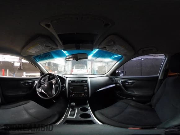 ✅ 2015 Nissan Altima SL • VIN: 1N4AL3AP9FN365335 • Lot: 43662352. Wystawiony na IAAI z przebiegiem 172 722 mil. Bezpłatny archiwum sprzedaży aukcyjnych z USA i szczegółowy raport historii pojazdu na DreamBid. Zdjęcie 18.