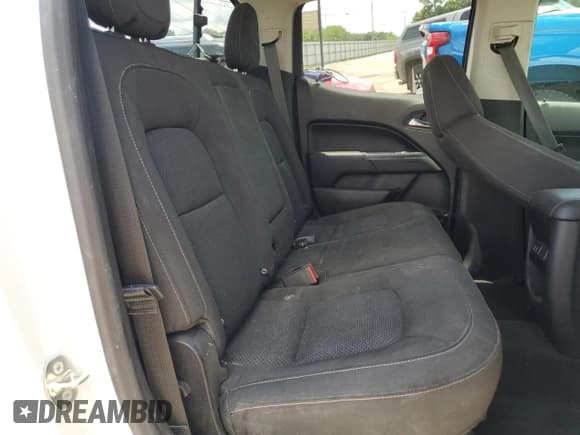 ✅ 2018 Chevrolet Colorado 2WD LT • VIN: 1GCGSCENXJ1172479 • Лот: 61865704. Опубликован ранее на Copart с пробегом 65 159 миль. Бесплатный доступ к архиву аукционных продаж из США и подробный отчёт об истории автомобиля на DreamBid. Изображение 10.