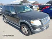 ✅ 2006 Ford Explorer XLT • VIN: 1FMEU63E06UB33472 • Lot: 43536281. Wystawiony na IAAI z przebiegiem 120 365 mil. Bezpłatny archiwum sprzedaży aukcyjnych z USA i szczegółowy raport historii pojazdu na DreamBid. Zdjęcie 1.