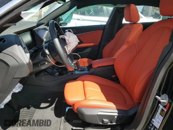 ✅ 2024 BMW 2 Series 228i xDrive • VIN: WBA73AK06R7R17311 • Лот: 52614355. Опубликован ранее на Copart с пробегом 1 363 миль. Бесплатный доступ к архиву аукционных продаж из США и подробный отчёт об истории автомобиля на DreamBid. Изображение 7.