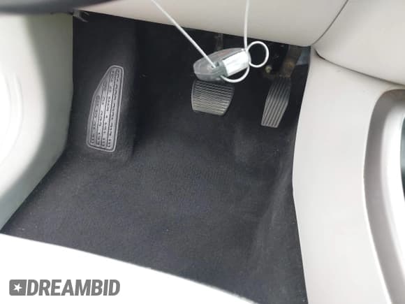 ✅ 2019 Jeep Compass Altitude • VIN: 3C4NJCBB7KT832430 • Lot: 42319691. Wystawiony na IAAI z przebiegiem 87 468 mil. Bezpłatny archiwum sprzedaży aukcyjnych z USA i szczegółowy raport historii pojazdu na DreamBid. Zdjęcie 11.