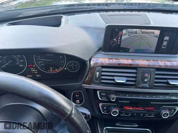 ✅ 2014 BMW 4 Series 435i xDrive • VIN: WBA3R5C50EF784642 • Lot: 56781275. Wystawiony na Copart z przebiegiem 80 550 mil. Bezpłatny archiwum sprzedaży aukcyjnych z USA i szczegółowy raport historii pojazdu na DreamBid. Zdjęcie 10.