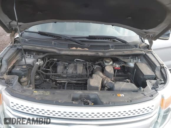 ✅ 2011 Ford Explorer XLT • VIN: 1FMHK7D8XBGA39836 • Lot: 41314524. Wystawiony na IAAI z przebiegiem 259 505 mil. Bezpłatny archiwum sprzedaży aukcyjnych z USA i szczegółowy raport historii pojazdu na DreamBid. Zdjęcie 10.