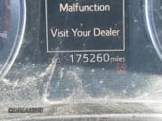 ✅ 2018 Toyota Highlander Limited • VIN: 5TDYZRFH0JS281323 • Lot: 43661547. Wystawiony na IAAI z przebiegiem 175 260 mil. Bezpłatny archiwum sprzedaży aukcyjnych z USA i szczegółowy raport historii pojazdu na DreamBid. Zdjęcie 16.