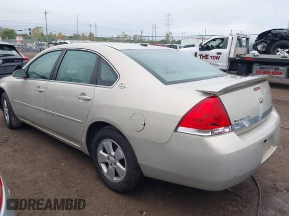2008 Chevrolet Impala LT with VIN 2G1WT58K281341011, listed as a IAAI auction lot 43271440 with 207,347 mi miles and . Bid and sale history available at DreamBid. Image 3.