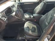 ✅ 2013 Ford Fusion Titanium Hybrid • VIN: 3FA6P0RU0DR308700 • Лот: 80861785. Опубликован ранее на Copart с пробегом 105 588 миль. Бесплатный доступ к архиву аукционных продаж из США и подробный отчёт об истории автомобиля на DreamBid. Изображение 7.