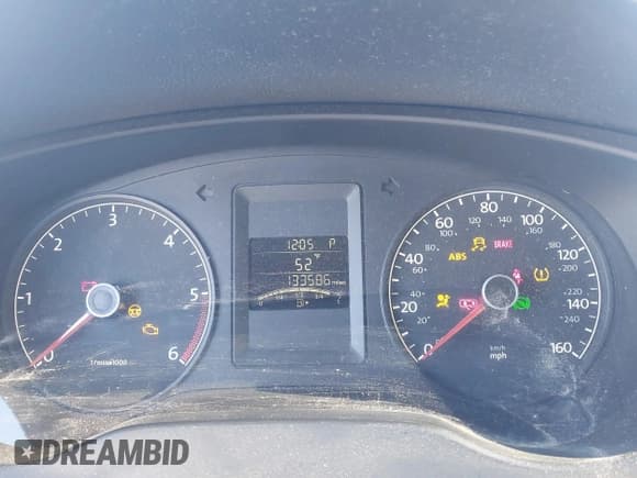 ✅ 2011 Volkswagen Jetta TDI • VIN: 3VWLL7AJ6BM098503 • Lot: 43475674. Listed on IAAI with 133,586 mi. Free auction sales archive from the USA and detailed vehicle history report at DreamBid. Image 7.