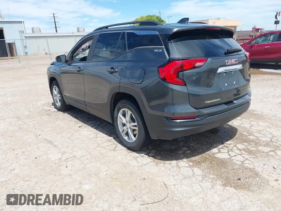 ✅ 2021 GMC Terrain SLE • VIN: 3GKALMEV2ML384884 • Lot: 42124666. Wystawiony na IAAI z przebiegiem 86 791 mil. Bezpłatny archiwum sprzedaży aukcyjnych z USA i szczegółowy raport historii pojazdu na DreamBid. Zdjęcie 3.