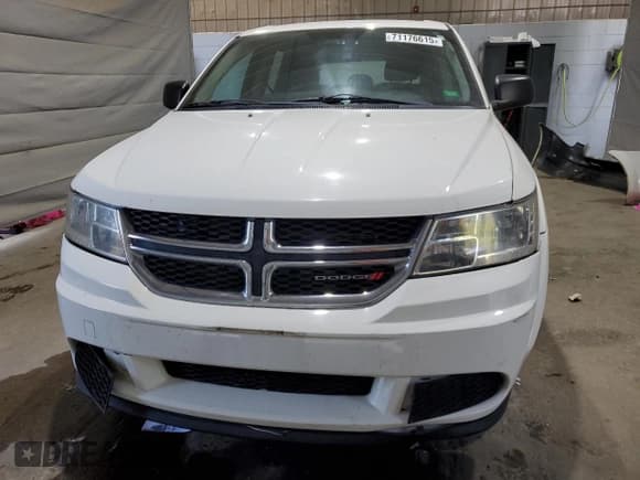 ✅ 2015 Dodge Journey American Value • VIN: 3C4PDCAB8FT614472 • Lot: 71176615. Wystawiony na Copart z przebiegiem 199 544 mil. Bezpłatny archiwum sprzedaży aukcyjnych z USA i szczegółowy raport historii pojazdu na DreamBid. Zdjęcie 5.