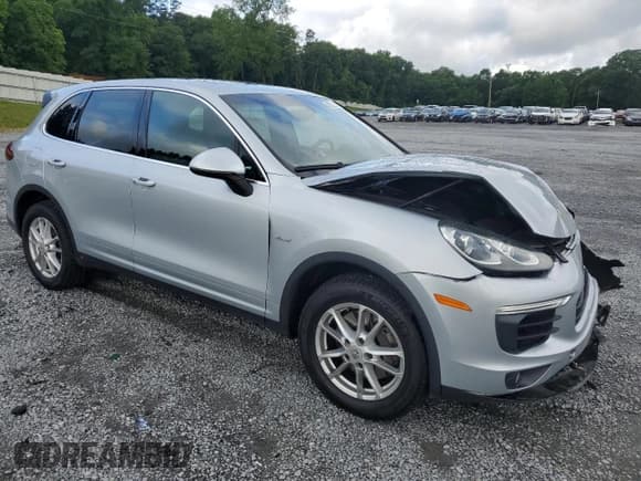 ✅ 2015 Porsche Cayenne Diesel • VIN: WP1AF2A2XFLA43278 • Lot: 59022555. Wystawiony na Copart z przebiegiem 151 469 mil. Bezpłatny archiwum sprzedaży aukcyjnych z USA i szczegółowy raport historii pojazdu na DreamBid. Zdjęcie 4.