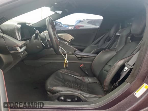 ✅ 2021 Chevrolet Corvette 3LT • VIN: 1G1YC2D49M5110744 • Lot: 60276445. Listed on Copart with 16,268 mi. Free auction sales archive from the USA and detailed vehicle history report at DreamBid. Image 7.