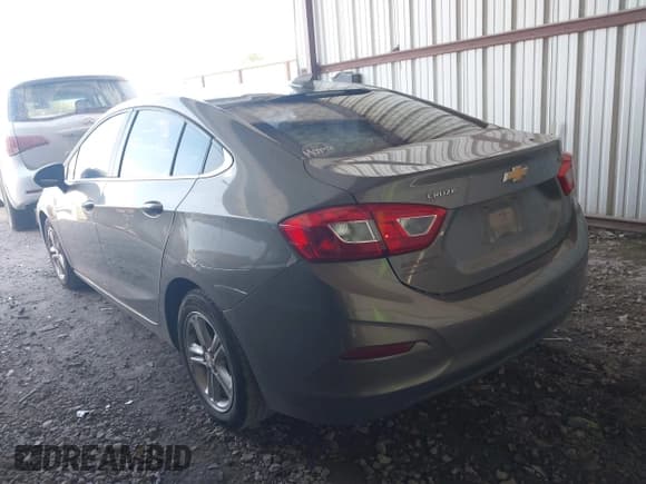 ✅ 2017 Chevrolet Cruze LT • VIN: 1G1BE5SM6H7156286 • Лот: 43314131. Опубликован ранее на IAAI с пробегом 162 186 миль. Бесплатный доступ к архиву аукционных продаж из США и подробный отчёт об истории автомобиля на DreamBid. Изображение 3.