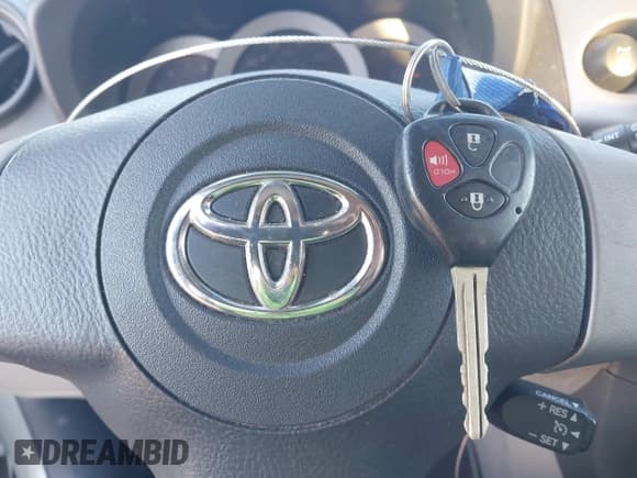 ✅ 2008 Toyota RAV4 Limited • VIN: JTMBD31V786058303 • Lot: 43654195. Listed on IAAI with 224,062 mi. Free auction sales archive from the USA and detailed vehicle history report at DreamBid. Image 11.