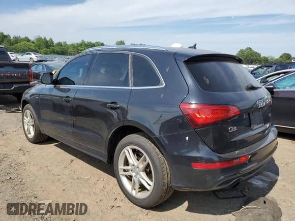 ✅ 2014 Audi Q5 Premium Plus • VIN: WA1DGAFPXEA015916 • Lot: 54952784. Listed on Copart with 172,789 mi. Free auction sales archive from the USA and detailed vehicle history report at DreamBid. Image 2.