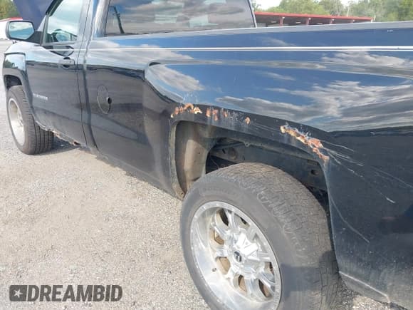 ✅ 2015 Chevrolet Silverado 1500 LS • VIN: 1GCNKPEH8FZ369085 • Лот: 43189749. Опубликован ранее на IAAI с пробегом 194 913 миль. Бесплатный доступ к архиву аукционных продаж из США и подробный отчёт об истории автомобиля на DreamBid. Изображение 6.