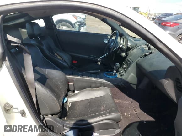 ✅ 2005 Nissan 350Z • VIN: JN1AZ34D05M604000 • Лот: 81687495. Опубликован ранее на Copart с пробегом 182 165 миль. Бесплатный доступ к архиву аукционных продаж из США и подробный отчёт об истории автомобиля на DreamBid. Изображение 10.