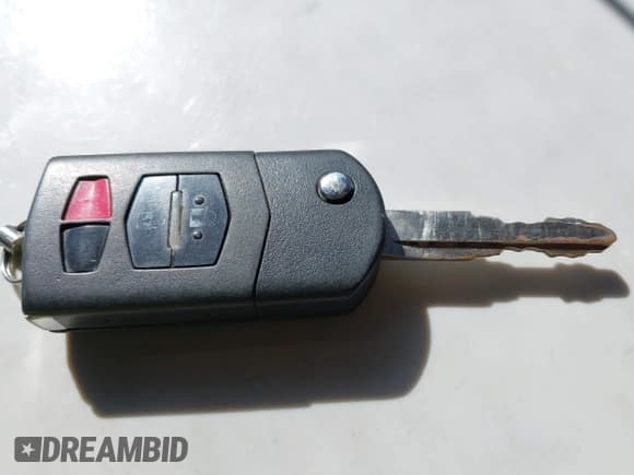 ✅ 2010 Mazda 6 i Touring • VIN: 1YVHZ8CH8A5M30883 • Lot: 42933974. Listed on IAAI with 73,770 mi. Free auction sales archive from the USA and detailed vehicle history report at DreamBid. Image 11.