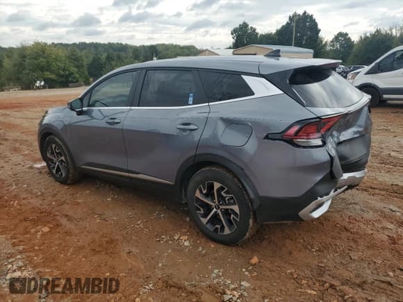 ✅ 2025 Kia Sportage EX • VIN: 5XYK33DF9SG285083 • Лот: 83933535. Опубликован ранее на Copart с пробегом 8 496 миль. Бесплатный доступ к архиву аукционных продаж из США и подробный отчёт об истории автомобиля на DreamBid. Изображение 2.