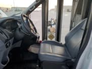 ✅ 2017 Ford Transit • VIN: 1FDES8PMXHKB19208 • Лот: 72480604. Опубликован ранее на Copart с пробегом Не указан. Бесплатный доступ к архиву аукционных продаж из США и подробный отчёт об истории автомобиля на DreamBid. Изображение 7.