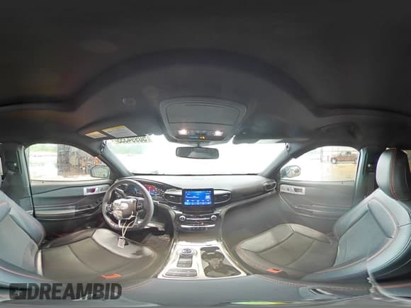 ✅ 2023 Ford Explorer ST-Line • VIN: 1FMSK7KH2PGC03208 • Lot: 50994355. Wystawiony na Copart z przebiegiem 13 962 mil. Bezpłatny archiwum sprzedaży aukcyjnych z USA i szczegółowy raport historii pojazdu na DreamBid. Zdjęcie 14.