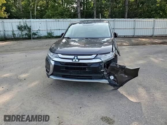 2017 Mitsubishi Outlander SE с VIN JA4AZ3A34HZ008995, выставлен на аукционе Copart как лот 71116585 с пробегом 173 939 миль миль и Списание • Salvage title. История ставок и продаж доступна на DreamBid. Изображение 13.