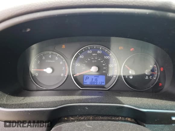 ✅ 2012 Hyundai Santa Fe GLS • VIN: 5XYZG3AB3CG101911 • Lot: 59395244. Listed on Copart with 188,913 mi. Free auction sales archive from the USA and detailed vehicle history report at DreamBid. Image 9.