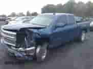 2015 Chevrolet Silverado 1500 LT z VIN 1GCVKREH1FZ397029, wystawiony jako IAAI lot #43417979 z przebiegiem 106 888 mil mil oraz . Historia ofert i sprzedaży dostępna na DreamBid. Obrazek 17.