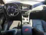 2013 Dodge Charger SXT z VIN 2C3CDXHG5DH537495, wystawiony jako Copart lot #89931325 z przebiegiem 144 857 mil mil oraz Szkoda całkowita • Salvage title. Historia ofert i sprzedaży dostępna na DreamBid. Obrazek 8.