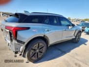 ✅ 2025 Chevrolet Blazer EV RWD RS • VIN: 3GNKDHRK1SS167602 • Лот: 90473955. Опубликован ранее на Copart с пробегом 14 719 миль. Бесплатный доступ к архиву аукционных продаж из США и подробный отчёт об истории автомобиля на DreamBid. Изображение 3.