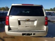 ✅ 2015 Chevrolet Suburban LT • VIN: 1GNSCJKC7FR266432 • Lot: 86607115. Wystawiony na Copart z przebiegiem 184 559 mil. Bezpłatny archiwum sprzedaży aukcyjnych z USA i szczegółowy raport historii pojazdu na DreamBid. Zdjęcie 6.