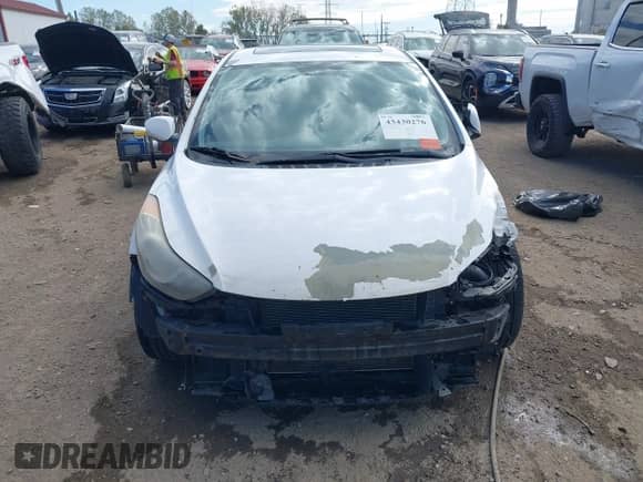 2013 Hyundai Elantra GS z VIN KMHDH6AE1DU013129, wystawiony jako IAAI lot #43430276 z przebiegiem 183 292 mil mil oraz . Historia ofert i sprzedaży dostępna na DreamBid. Obrazek 13.