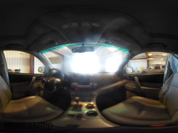 ✅ 2012 Toyota Highlander • VIN: 5TDBK3EH7CS097895 • Лот: 43695219. Опубликован ранее на IAAI с пробегом 148 916 миль. Бесплатный доступ к архиву аукционных продаж из США и подробный отчёт об истории автомобиля на DreamBid. Изображение 18.