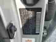 2009 Hyundai Genesis z VIN KMHGC46F09U063917, wystawiony jako Copart lot #70833994 z przebiegiem 198 670 mil mil oraz Szkoda całkowita • Salvage title. Historia ofert i sprzedaży dostępna na DreamBid. Obrazek 13.