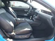 ✅ 2017 Ford Mustang GT Premium • VIN: 1FA6P8CF3H5240281 • Lot: 43648591. Wystawiony na IAAI z przebiegiem 48 745 mil. Bezpłatny archiwum sprzedaży aukcyjnych z USA i szczegółowy raport historii pojazdu na DreamBid. Zdjęcie 5.