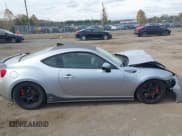 ✅ 2017 Subaru BRZ Limited • VIN: JF1ZCAC13H9605815 • Lot: 43546183. Wystawiony na IAAI z przebiegiem 66 813 mil. Bezpłatny archiwum sprzedaży aukcyjnych z USA i szczegółowy raport historii pojazdu na DreamBid. Zdjęcie 13.