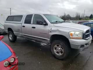 2006 Dodge 3500 SLT z VIN 3D7LX38CX6G117779, wystawiony jako Copart lot #43637885 z przebiegiem 187 875 mil mil oraz Szkoda całkowita • Salvage title. Historia ofert i sprzedaży dostępna na DreamBid. Obrazek 4.