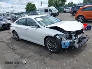 ✅ 2024 Lexus ES 300h Luxury • VIN: 58AEA1C15RU040758 • Lot: 42335120. Listed on IAAI with 20,691 mi. Free auction sales archive from the USA and detailed vehicle history report at DreamBid. Image 1.