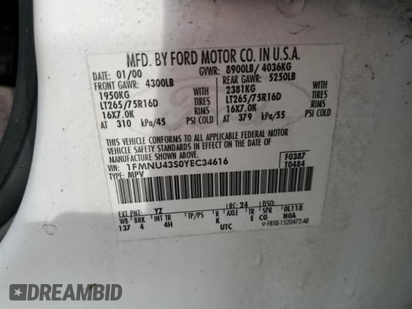 ✅ 2000 Ford Excursion Limited • VIN: 1FMNU43S0YEC34616 • Lot: 46990725. Wystawiony na Copart z przebiegiem 237 710 mil. Bezpłatny archiwum sprzedaży aukcyjnych z USA i szczegółowy raport historii pojazdu na DreamBid. Zdjęcie 13.