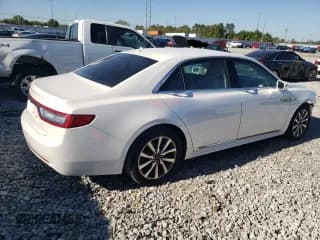 ✅ 2017 Lincoln Continental Premiere • VIN: 1LN6L9PK2H5624518 • Лот: 72668573. Опубликован ранее на Copart с пробегом 83 350 миль. Бесплатный доступ к архиву аукционных продаж из США и подробный отчёт об истории автомобиля на DreamBid. Изображение 3.