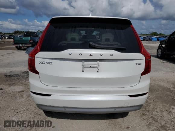 ✅ 2022 Volvo XC90 Momentum • VIN: YV4102CK0N1830876 • Lot: 58847835. Listed on Copart with 41,286 mi. Free auction sales archive from the USA and detailed vehicle history report at DreamBid. Image 6.