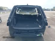 ✅ 2025 Jeep Grand Cherokee Altitude X • VIN: 1C4RJHAG1SC295061 • Lot: 42730639. Listed on IAAI with Not provided. Free auction sales archive from the USA and detailed vehicle history report at DreamBid. Image 17.