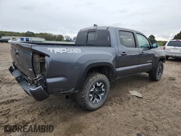 ✅ 2022 Toyota Tacoma TRD Off Road • VIN: 3TMCZ5AN6NM474789 • Lot: 89924175. Wystawiony na Copart z przebiegiem 88 749 mil. Bezpłatny archiwum sprzedaży aukcyjnych z USA i szczegółowy raport historii pojazdu na DreamBid. Zdjęcie 3.