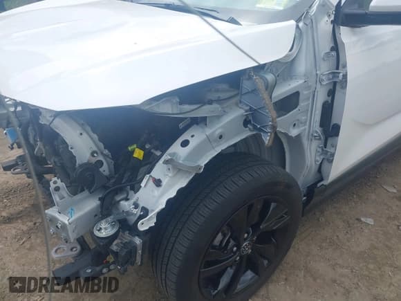 ✅ 2024 Buick Encore GX Sport Touring • VIN: KL4AMESL0RB003540 • Lot: 42318094. Listed on IAAI with 19,553 mi. Free auction sales archive from the USA and detailed vehicle history report at DreamBid. Image 18.