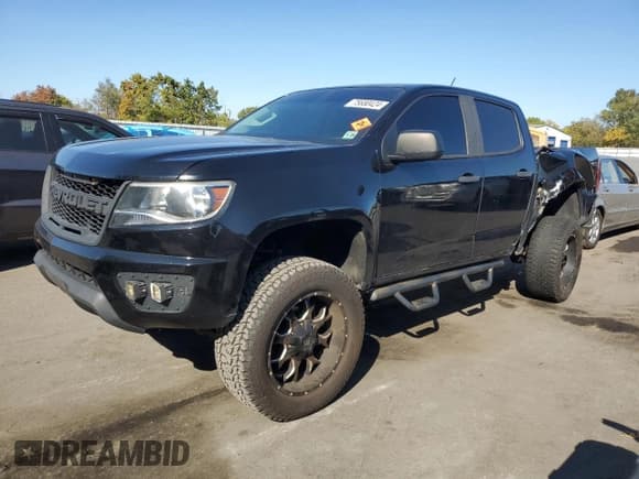 ✅ 2019 Chevrolet Colorado 4WD Work Truck • VIN: 1GCGTBENXK1220457 • Лот: 75680424. Опубликован ранее на Copart с пробегом 105 722 миль. Бесплатный доступ к архиву аукционных продаж из США и подробный отчёт об истории автомобиля на DreamBid. Изображение 1.