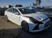 ✅ 2019 Hyundai Sonata • VIN: KMHE14L28KA089221 • Лот: 89392835. Опубликован ранее на Copart с пробегом 66 792 миль. Бесплатный доступ к архиву аукционных продаж из США и подробный отчёт об истории автомобиля на DreamBid. Изображение 4.