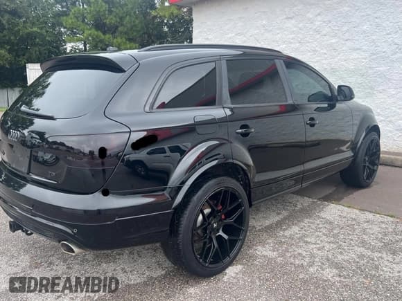 ✅ 2014 Audi Q7 Prestige • VIN: WA1WMAFE6ED009965 • Lot: 71056345. Wystawiony na Copart z przebiegiem 226 697 mil. Bezpłatny archiwum sprzedaży aukcyjnych z USA i szczegółowy raport historii pojazdu na DreamBid. Zdjęcie 4.