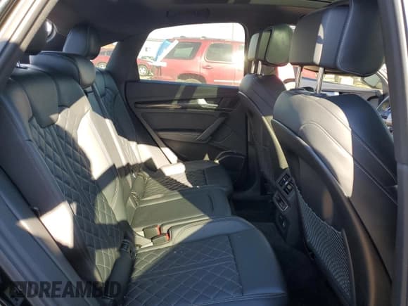 ✅ 2023 Audi SQ5 Sportback Prestige • VIN: WA134AFYXP2022021 • Lot: 42684385. Wystawiony na Copart z przebiegiem Nie podano. Bezpłatny archiwum sprzedaży aukcyjnych z USA i szczegółowy raport historii pojazdu na DreamBid. Zdjęcie 11.