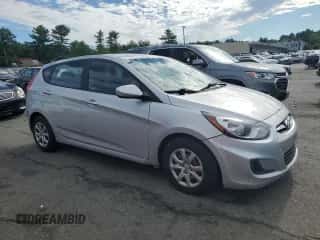 2014 Hyundai Accent GS z VIN KMHCT5AE5EU196105, wystawiony jako Copart lot #65366775 z przebiegiem 193 383 mil mil oraz Nie do naprawy • Non repairable. Historia ofert i sprzedaży dostępna na DreamBid. Obrazek 4.