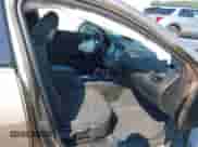 2018 Chevrolet Malibu LT z VIN 1G1ZD5ST0JF186517, wystawiony jako IAAI lot #43246637 z przebiegiem 75 000 mil mil oraz . Historia ofert i sprzedaży dostępna na DreamBid. Obrazek 5.