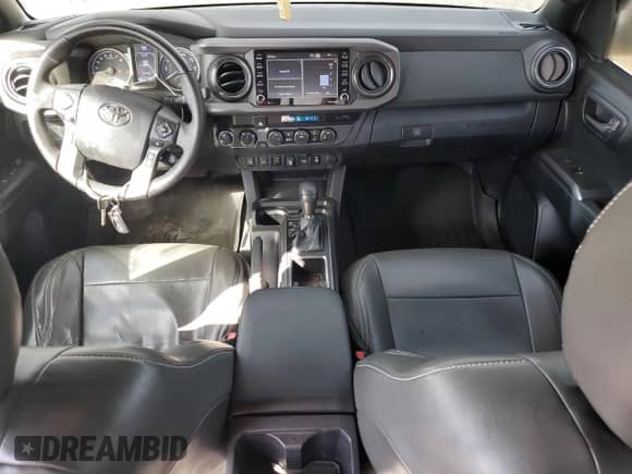 2022 Toyota Tacoma SR with VIN 3TMCZ5AN8NM462658, listed as a Copart auction lot 85084125 with 58,321 mi miles and Salvage title. Bid and sale history available at DreamBid. Image 8.